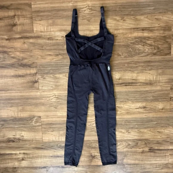 NWOT - FP Movement Good Karma Onesie M/L - Picture 4 of 9